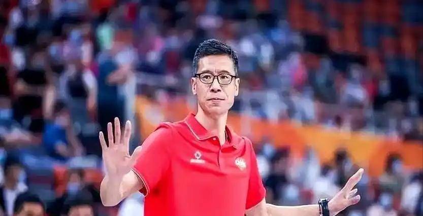 训练课后莱比锡备战亚洲杯；回应争议细节流出；悬念犹存；官宣口径保持一致的简单介绍