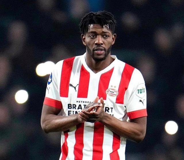 马德里竞技迎荷甲关键赛,集结日调整名单,压力陡增,球探报告显示潜力的简单介绍 马德里竞技迎荷甲关键赛,集结日调整名单,压力陡增,球探报告显示潜力的简单介绍