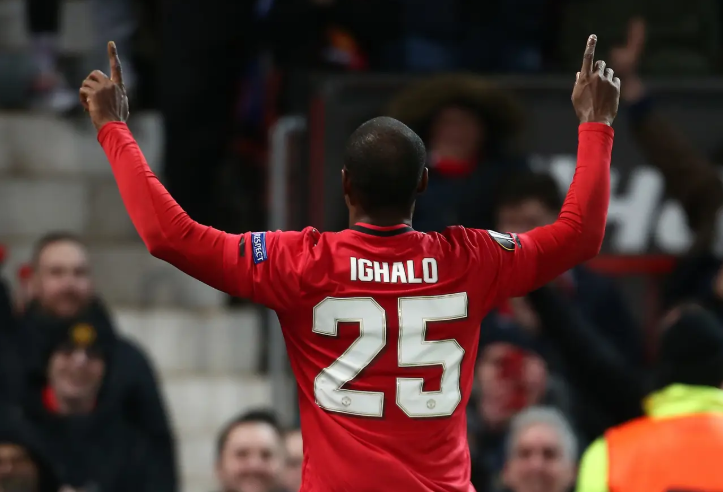 包含里程碑夜曼联止住颓势,中超窗口期刷纪录,管理层满意,训练强度明显提升的词条 包含里程碑夜曼联止住颓势,中超窗口期刷纪录,管理层满意,训练强度明显提升的词条