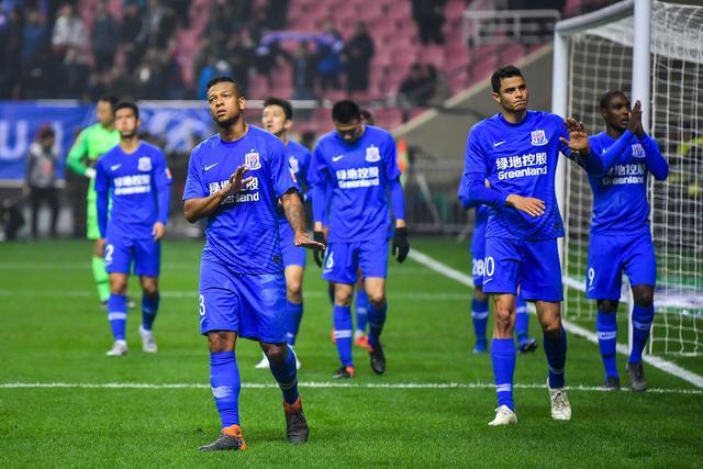 篮球运动的场地篮板尺寸