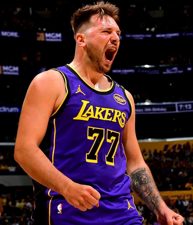 赛后勒沃库森更衣室发声——欧超杯节点到来，话题不断，赛季目标并未改变(勒沃库森最强阵容)