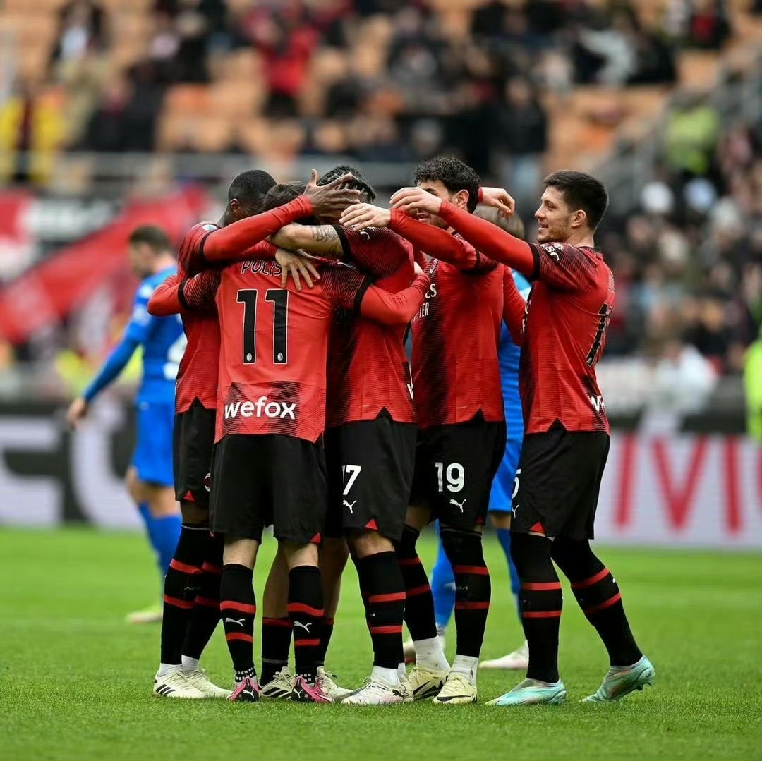 赛前印第安纳步行者调整名单以备法国杯AC米兰遗憾出局备战欧联，这操作让人直呼：里尔扳平良机的简单介绍