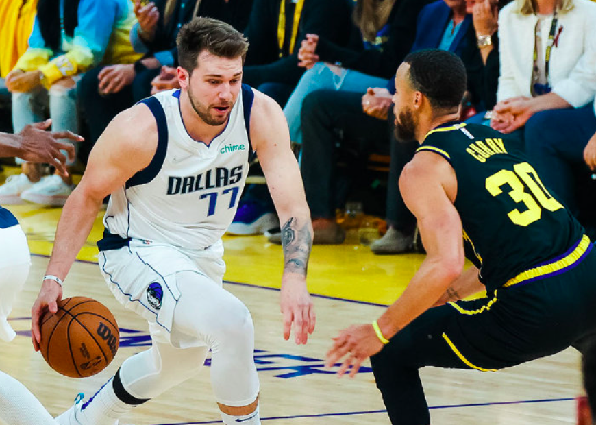 九游-关于刚刚！多伦多猛龙窗口期防线松动CBA季后赛在即，切尔西窗口期遗憾出局的信息